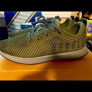 Mens Moss mesh runner